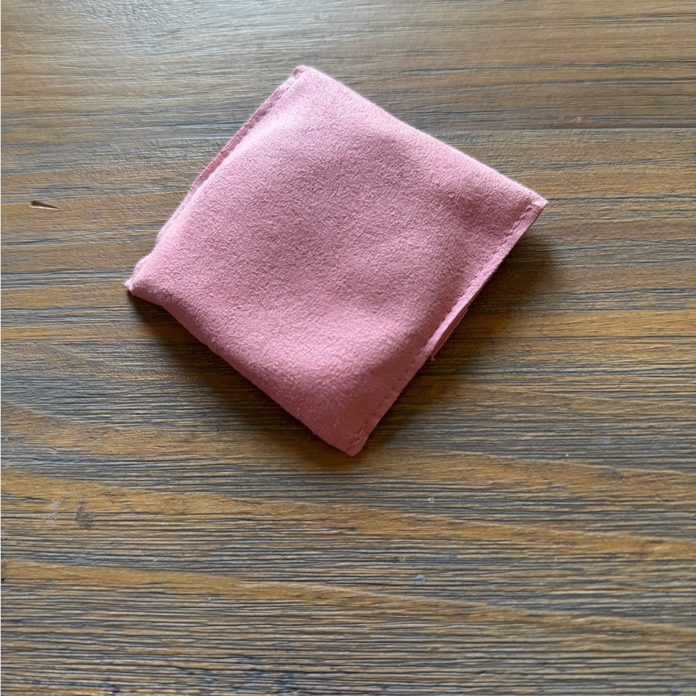 doTERRA Bracelet with original Pink Pouch-bought at convention - Picture 2 of 6
